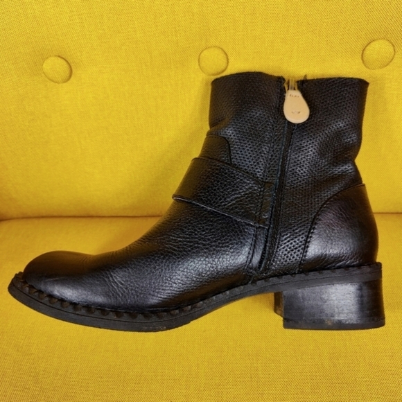 Gentle Souls Best Slit Moto 2 Motorcycle Women's Boot Breathable Leather Sz 7.5 - Picture 5 of 15